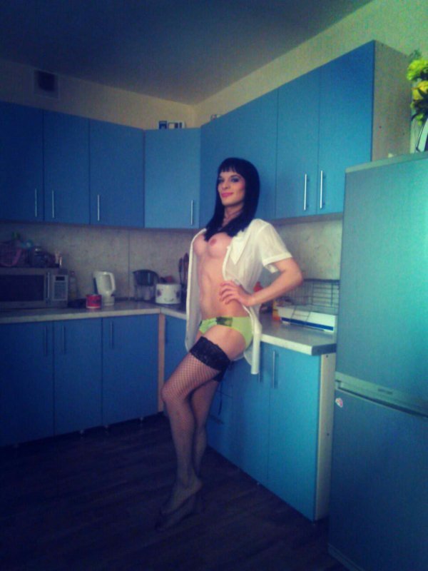 Вика с Сюприз #24362